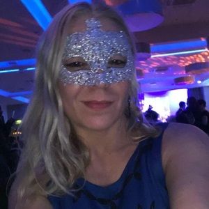 Meet your Posher, Inna